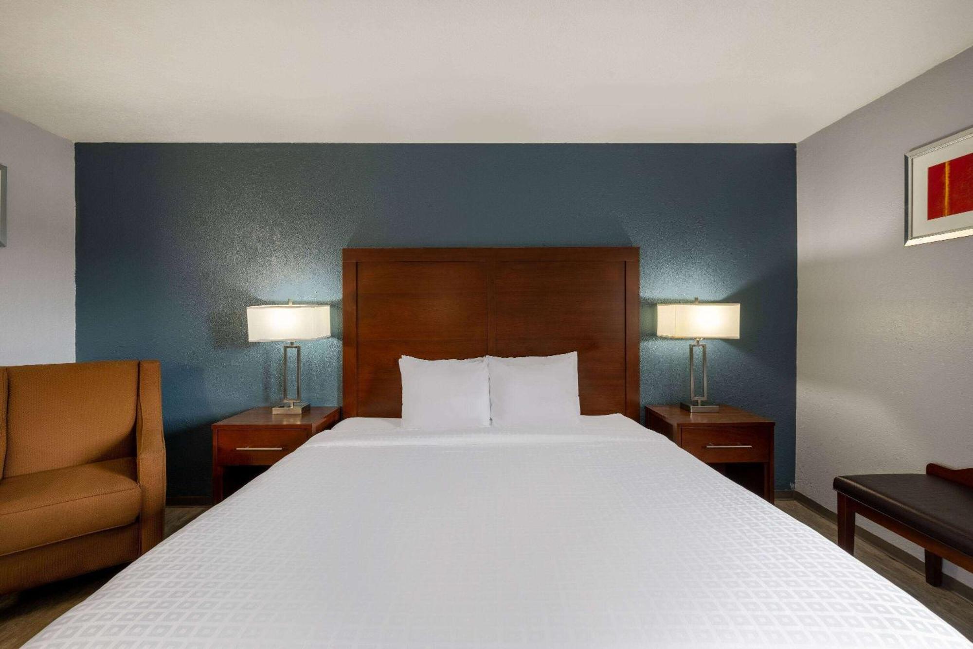 Travelodge By Wyndham ברקלין סנטר מראה חיצוני תמונה