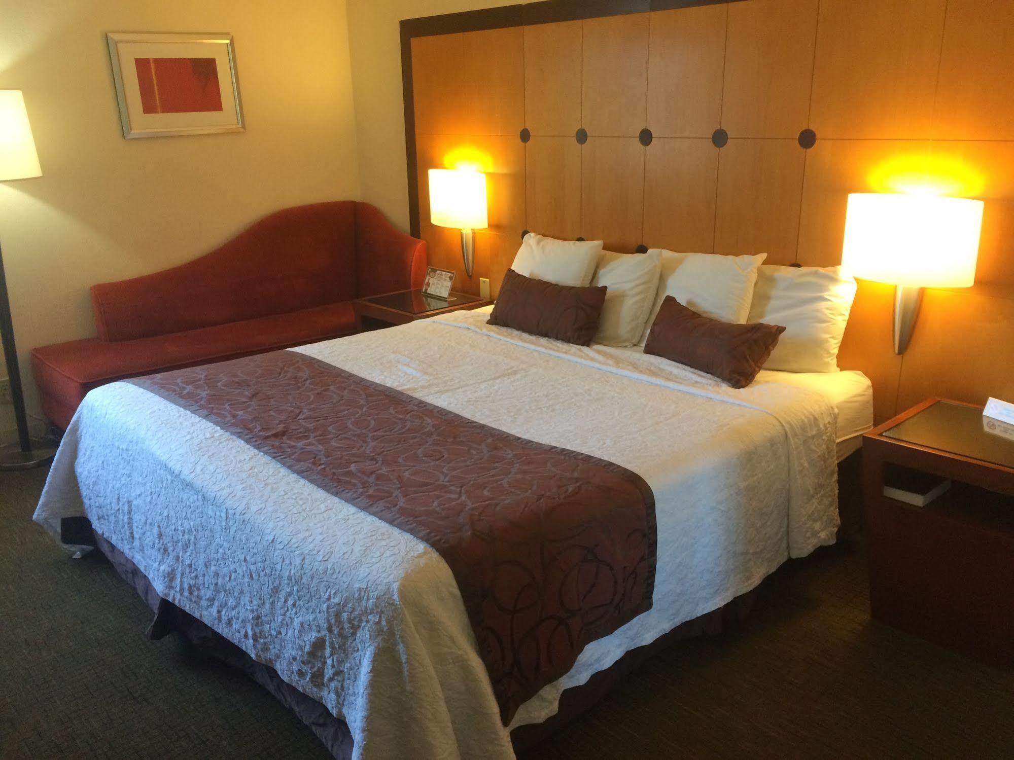 Travelodge By Wyndham ברקלין סנטר מראה חיצוני תמונה